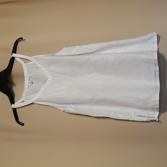 Artisan Ny Tops - ARTISAN NY sleeveless top.  Size M